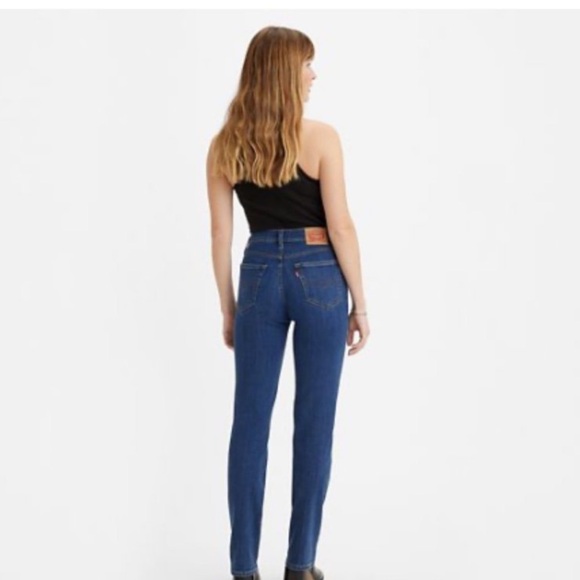 Levi’s 724 High-rise Slim Straight Size 30x32~New in packaging ($70) - Picture 3 of 7
